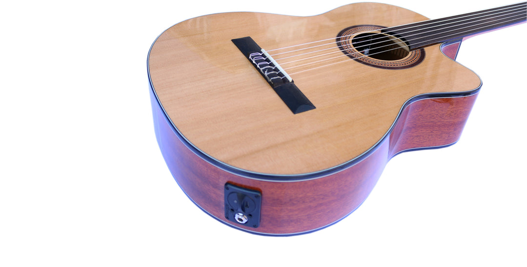 Båndløs klassisk guitar med EQ CP-4